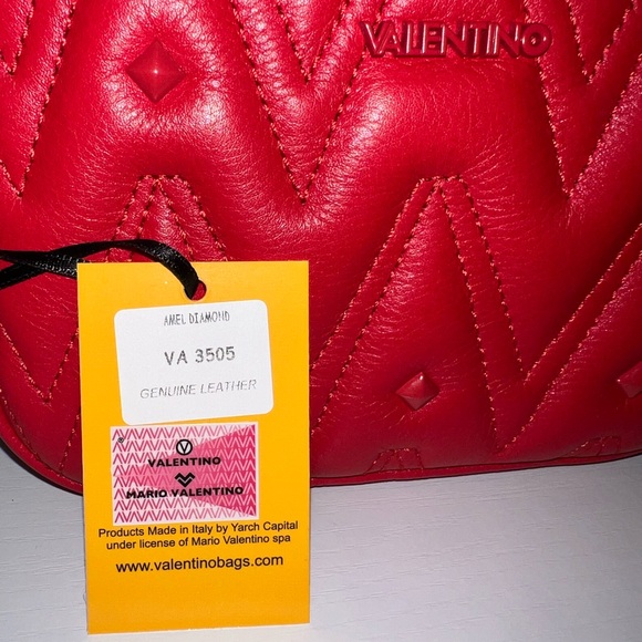 ❤️‍🔥Valentino Mario Valentino Amel Diamond Leather Crossbody - Picture 7 of 13